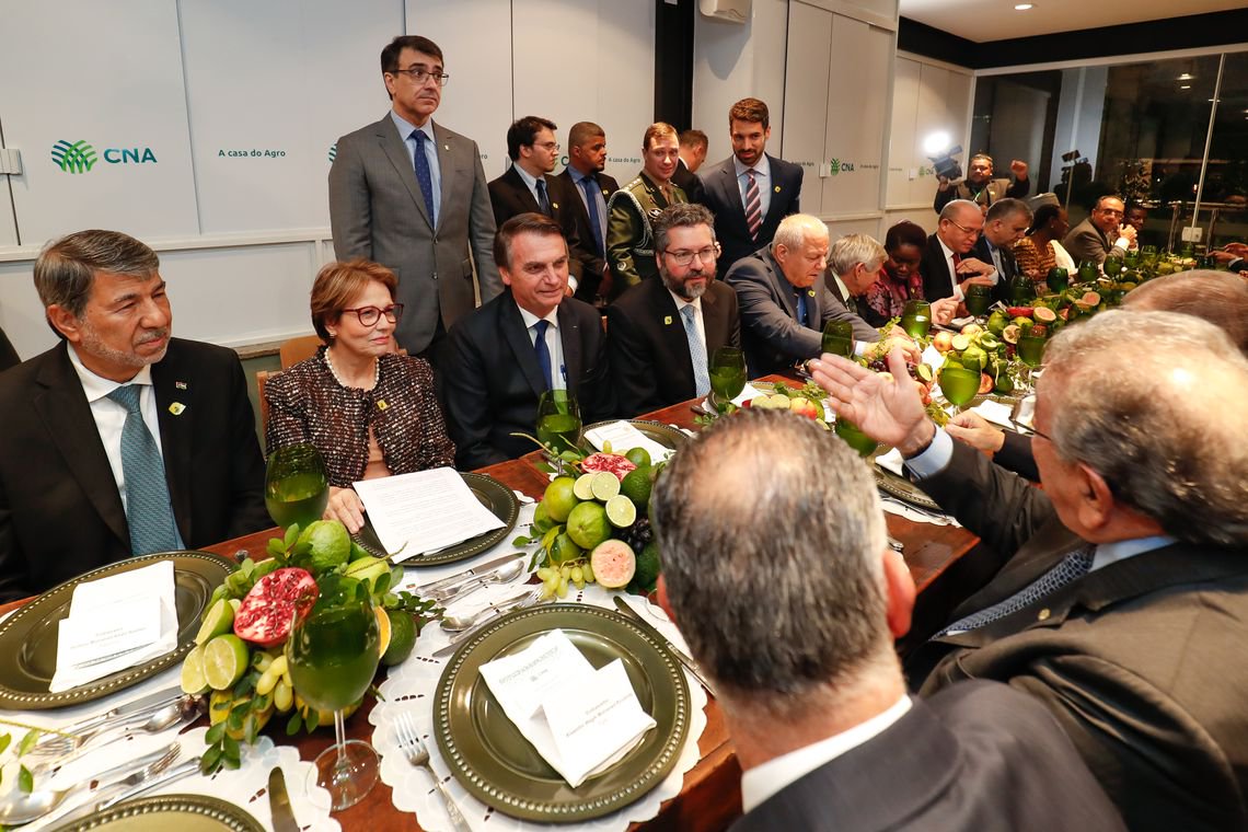 Bolsonaro tenta consertar estrago na relação com países árabes (Foto: Alan Santos/PR) Bolsonaro tenta consertar estrago na relação com países árabes