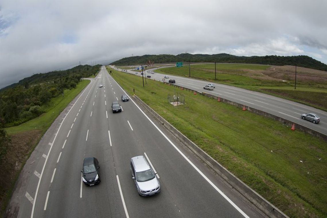 Mortes caem 21,7% em trechos de estradas federais após radares (Foto: ABr) Mortes caem 21,7% em trechos de estradas federais após radares