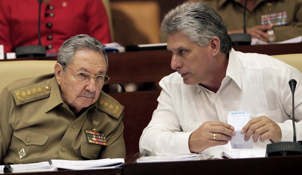 Parlamento cubano proclama nova Constituição da República (Foto: Ismael Francisco) Parlamento cubano proclama nova Constituição da República