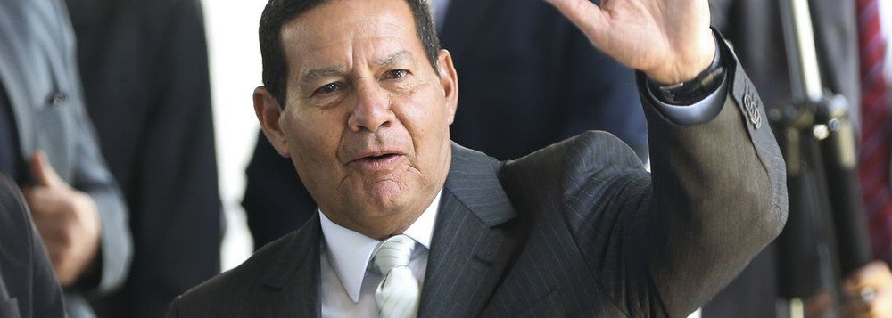 Mourão defende redução da maioridade penal (Foto: Marcelo Camargo - ABR) Mourão defende redução da maioridade penal