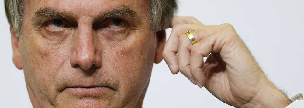 Receita diz que dados sigilosos de Bolsonaro foram acessados e pede investigação da PF Receita diz que dados sigilosos de Bolsonaro foram acessados e pede investigação da PF