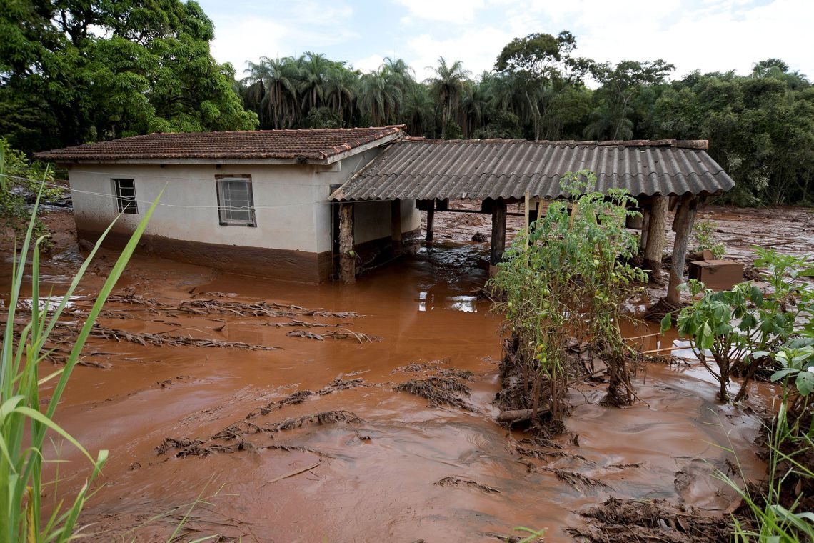 Coincidência suspeita no ataque aos maiores conglomerados brasileiros (Foto: Washington Alves - Reuters) Coincidência suspeita no ataque aos maiores conglomerados brasileiros
