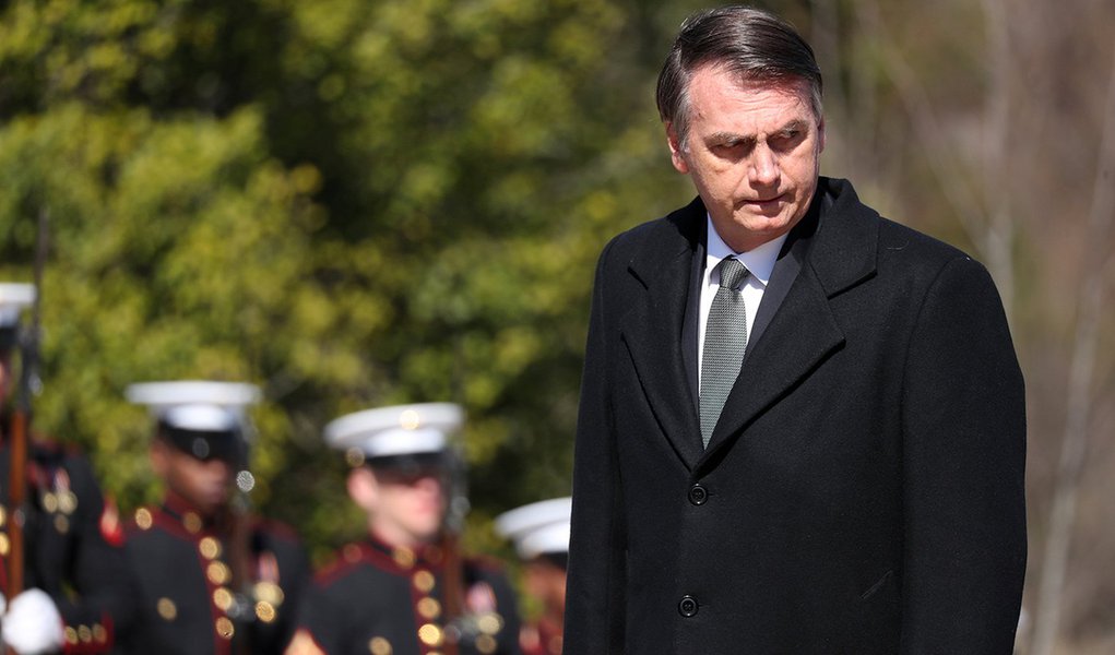 Rejeição a Bolsonaro dispara em periferias e grandes cidades (Foto: REUTERS/Jonathan Ernst) www.brasil247.com - Rejeição a Bolsonaro dispara em periferias e grandes cidades