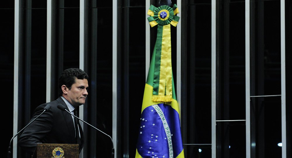 Especialista diz que pacote de Moro é 'peça vazia' com 'erros de principiante' Especialista diz que pacote de Moro é 'peça vazia' com 'erros de principiante'