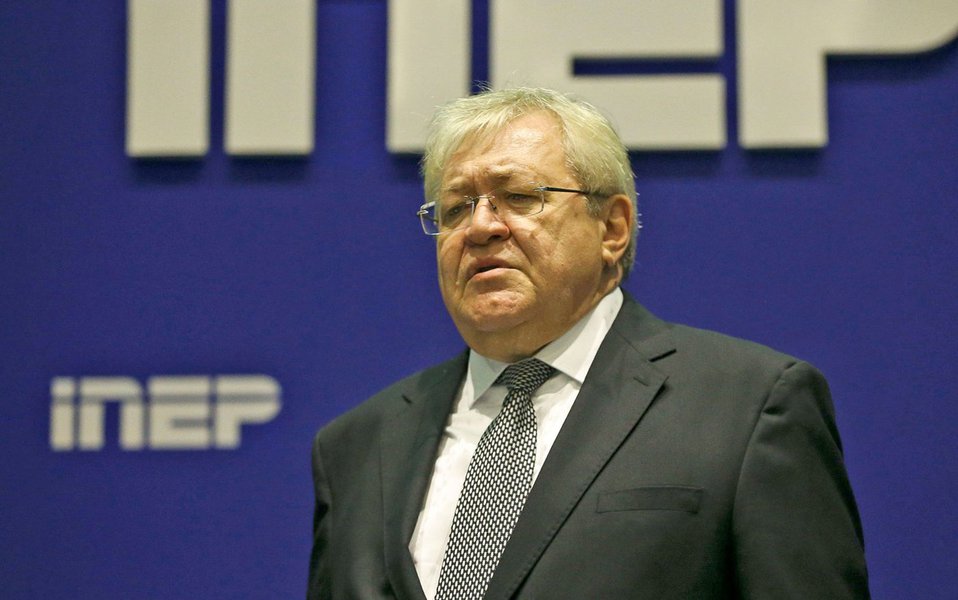 Crise no MEC derruba o presidente do Inep Crise no MEC derruba o presidente do Inep