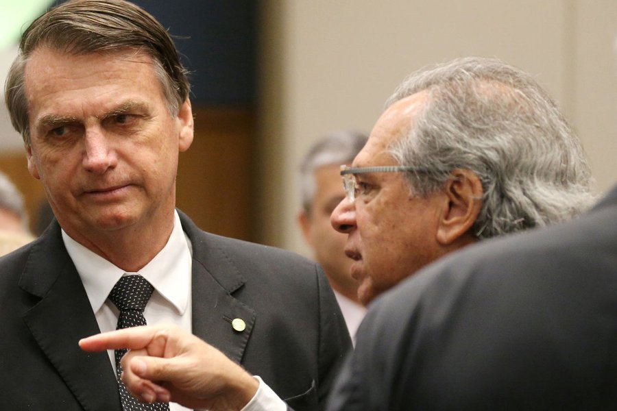 Apoio à Reforma da Previdência despenca mais de 30 pontos nas redes sociais Apoio à Reforma da Previdência despenca mais de 30 pontos nas redes sociais