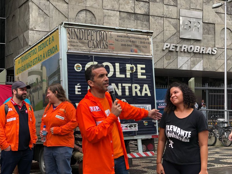 Petroleiros conseguem liminares contra MP que 'asfixia' sindicatos Petroleiros conseguem liminares contra MP que 'asfixia' sindicatos