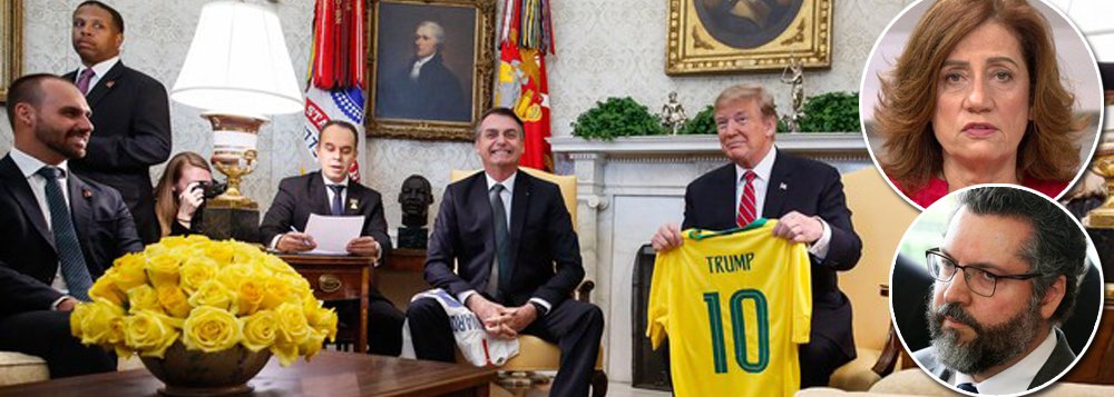 Bolsonaro rebaixa Itamaraty ao levar filho para reunião com Trump Bolsonaro rebaixa Itamaraty ao levar filho para reunião com Trump