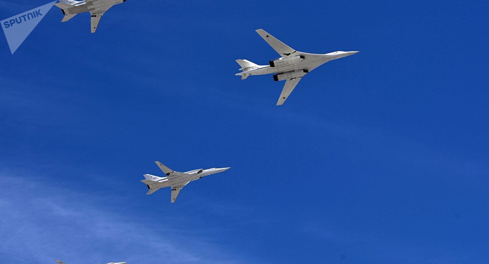 Rússia desloca bombardeiros estratégicos para a Crimeia Rússia desloca bombardeiros estratégicos para a Crimeia