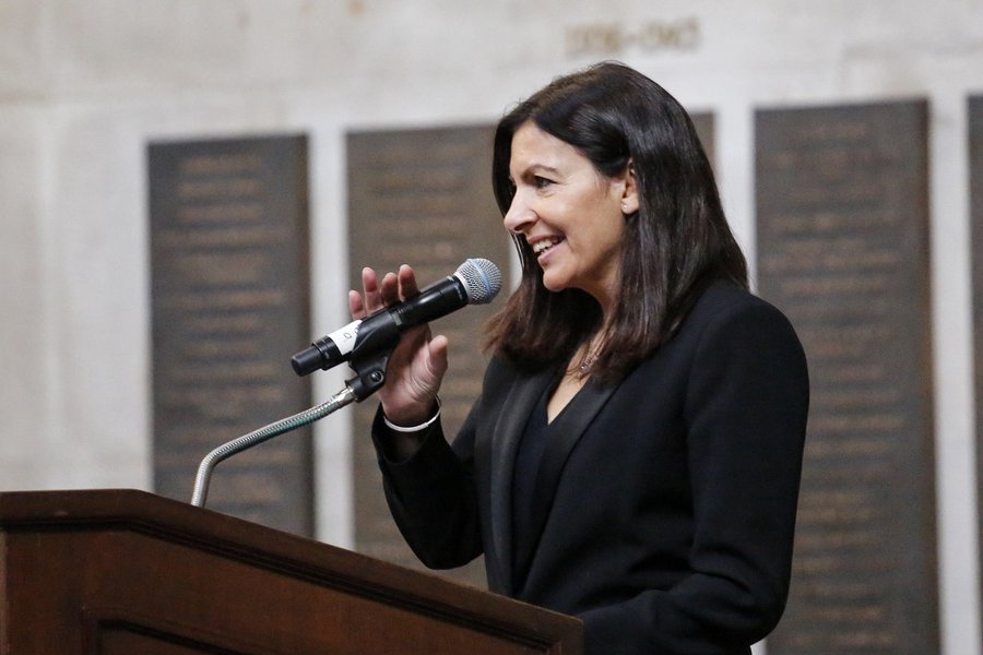 Prefeita de Paris confirma homenagem a Marielle Prefeita de Paris confirma homenagem a Marielle