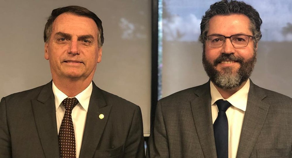 Estadão: Governo Bolsonaro inaugura 'diplomacia medíocre' Estadão: Governo Bolsonaro inaugura 'diplomacia medíocre'