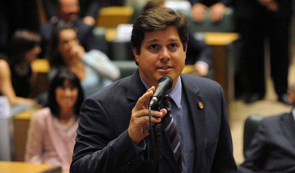 Para o PMDB-SP, PSDB leva vantagem com Serra (Foto: Divulgação) Para o PMDB-SP, PSDB leva vantagem com Serra