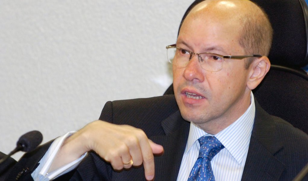 Líder do DEM não vê problema em coligação de PSDB e PSD (Foto: Divulgação) Líder do DEM não vê problema em coligação de PSDB e PSD