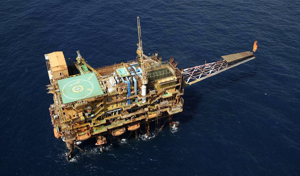 Investimento da Petrobrás em 2011 deve repetir o de 2010 (Foto: Divulgação) Investimento da Petrobrás em 2011 deve repetir o de 2010