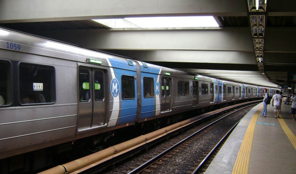 Quatro dias de carnaval, R$ 200 mil a menos para o Metrô do Rio (Foto: Divulgação) Quatro dias de carnaval, R$ 200 mil a menos para o Metrô do Rio