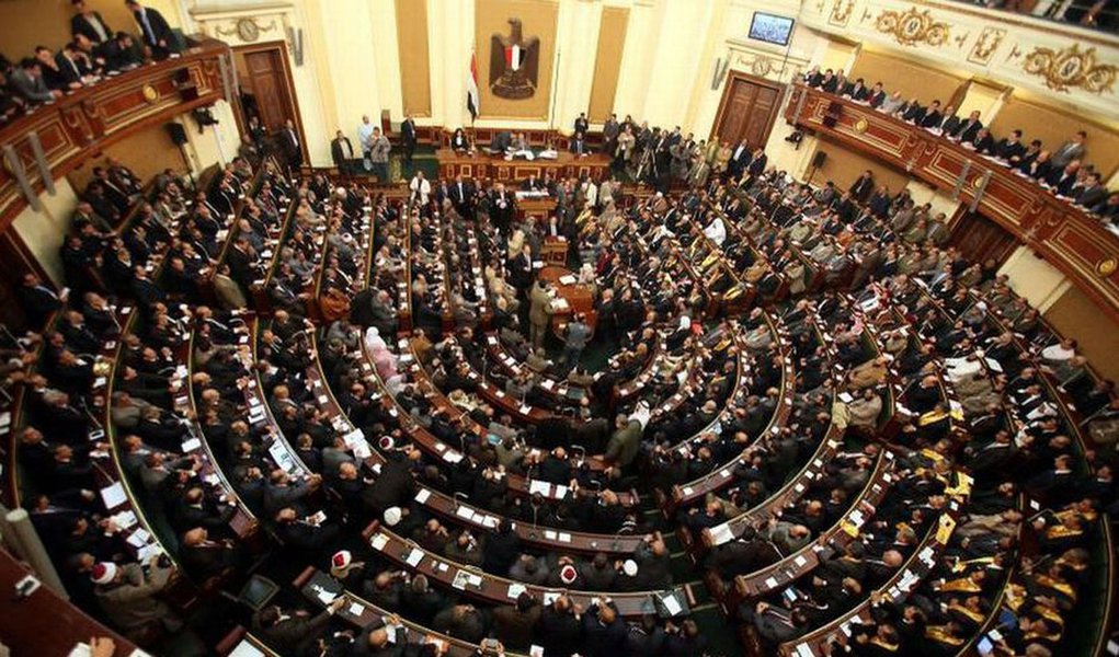 Islâmicos dominam eleição parlamentar no Egito (Foto: Divulgação) Islâmicos dominam eleição parlamentar no Egito