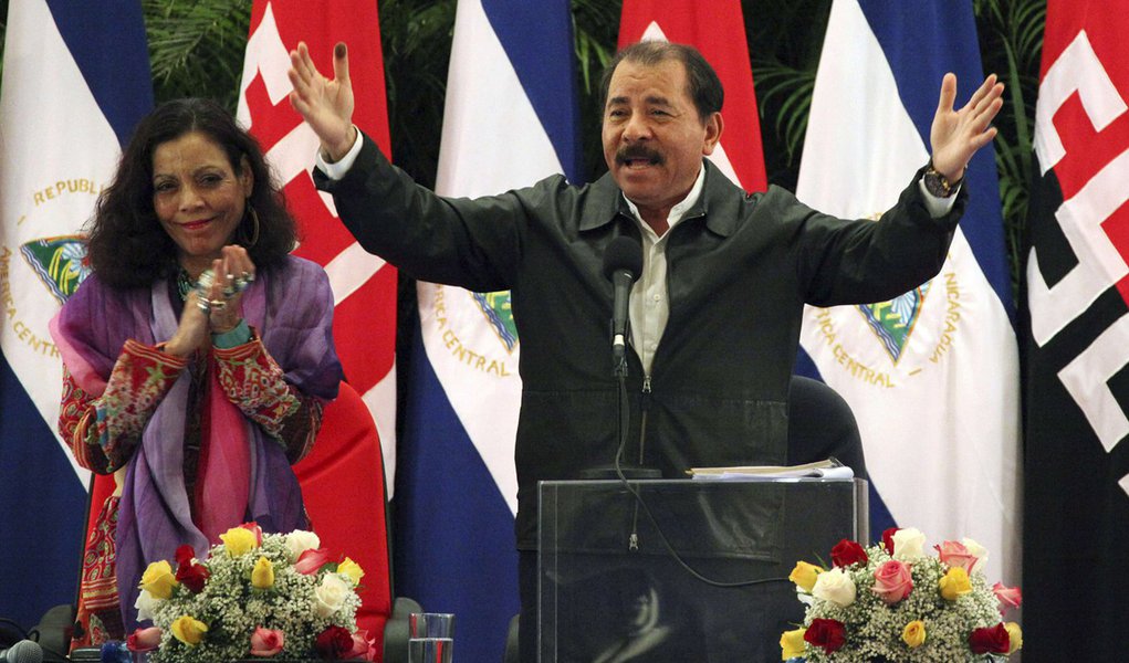 Vitória de Ortega é confirmada na Nicarágua (Foto: Diana Ulloa/REUTERS) Vitória de Ortega é confirmada na Nicarágua