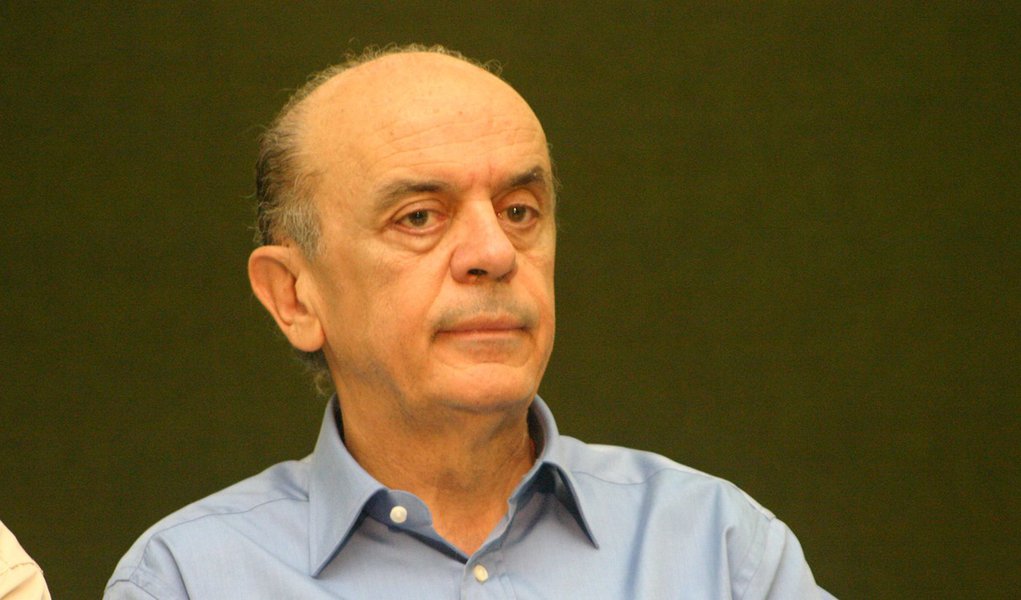 Serra: primeira privatização do PT foi entrega de petróleo a Eike (Foto: Divulgação) Serra: primeira privatização do PT foi entrega de petróleo a Eike