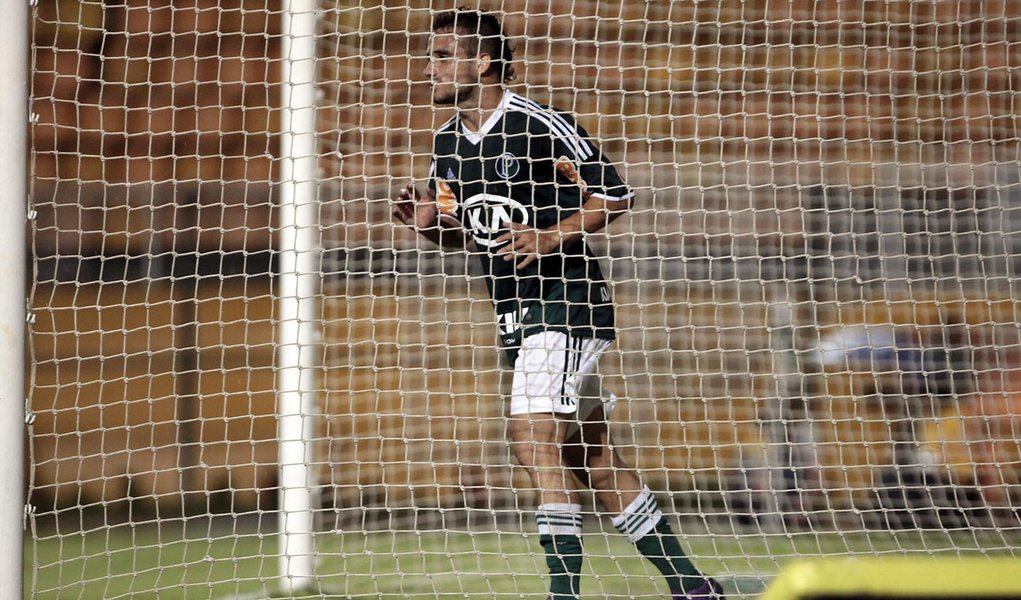 Palmeiras decepciona e só empata em Oeste em casa (Foto: MIGUEL SCHINCARIOL/AGÊNCIA ESTADO) Palmeiras decepciona e só empata em Oeste em casa