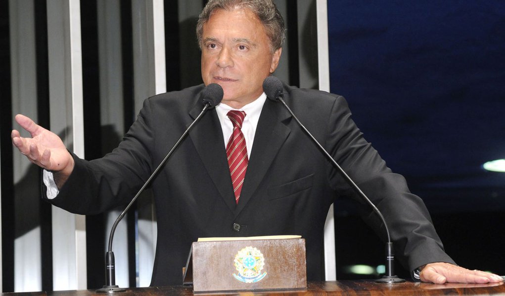 Veja nomeia Álvaro Dias como seu porta-voz (Foto: Waldemir Barreto/Agência Senado) Veja nomeia Álvaro Dias como seu porta-voz