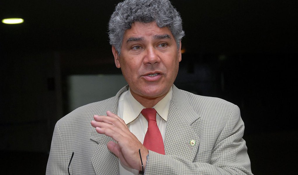 Alencar vê lavagem em negócio de Perillo (Foto: Wilson Dias/ABr) www.brasil247.com - Alencar vê lavagem em negócio de Perillo