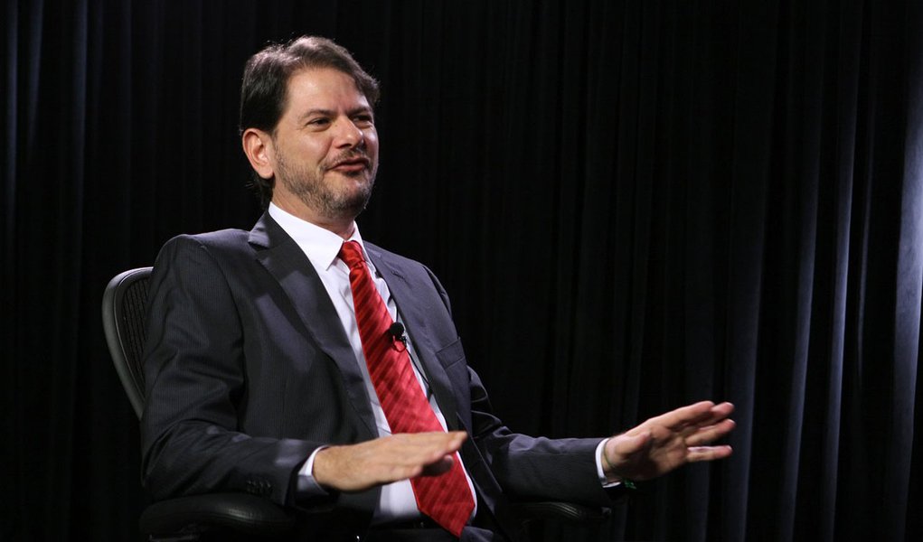 Cid Gomes declara apoio à reeleição de Dilma www.brasil247.com - Cid Gomes declara apoio à reeleição de Dilma