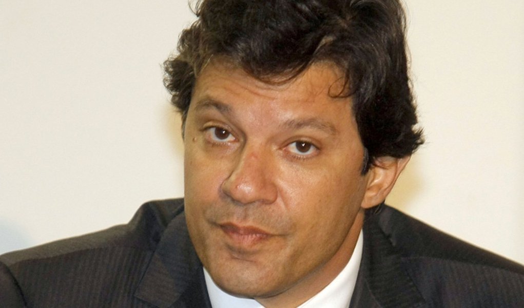 Folha mira no calcanhar de aquiles de Haddad (Foto: Divulgação) Folha mira no calcanhar de aquiles de Haddad