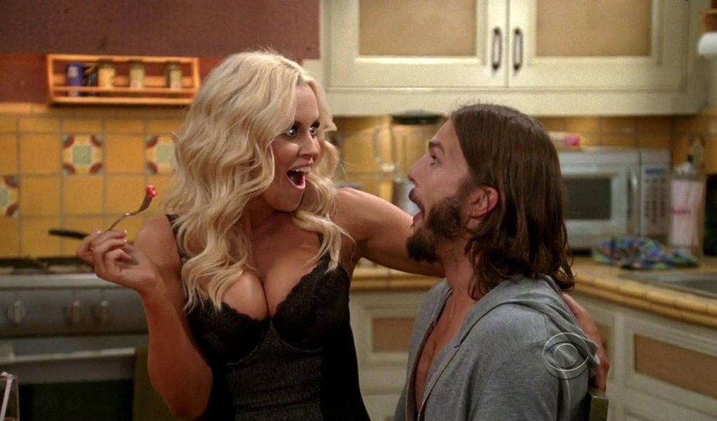 “Two and a Half Men”: plateia dividida na estreia da nova temporada (Foto: REPRODUÇÃO) “Two and a Half Men”: plateia dividida na estreia da nova temporada