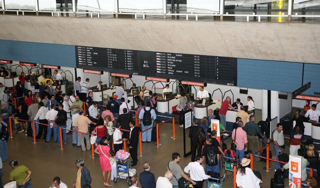 Mais de 14% dos voos atrasam no País (Foto: Divulgação) Mais de 14% dos voos atrasam no País
