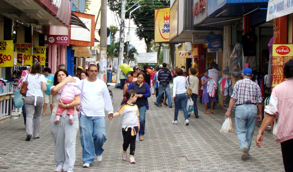 Em 2014, classe C já será 58% da população (Foto: Divulgação) Em 2014, classe C já será 58% da população