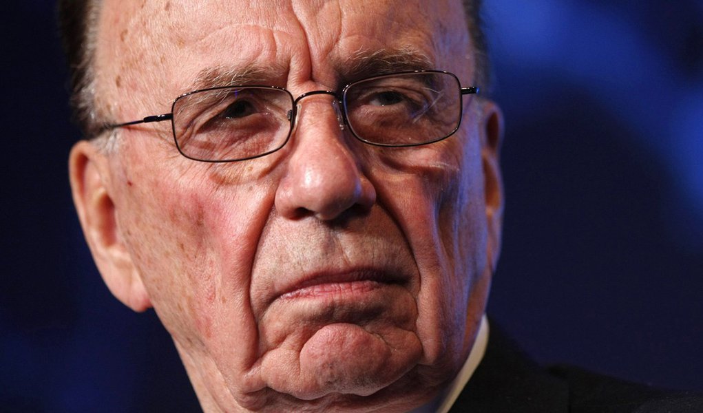 Rupert Murdoch vai lançar novo tablóide dominical (Foto: Kevin Lamarque/Reuters) Rupert Murdoch vai lançar novo tablóide dominical