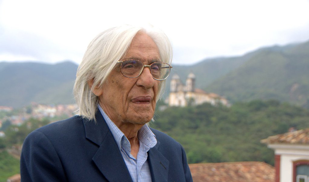 Ferreira Gullar faz ode à empresa privada (Foto: Divulgação) Ferreira Gullar faz ode à empresa privada
