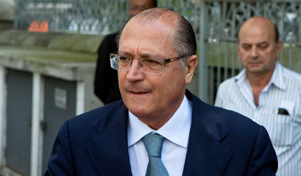Alckmin garante prévias, mas deixa porta aberta para Serra (Foto: RODRIGO DIONISIO/AGÊNCIA ESTADO) Alckmin garante prévias, mas deixa porta aberta para Serra