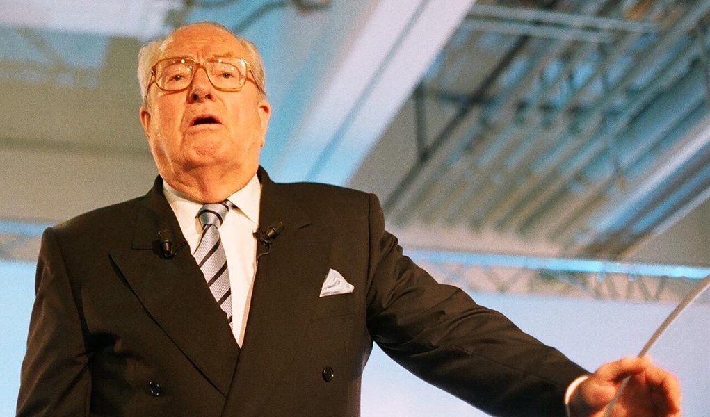 Le Pen pega três meses de prisão por declaração antissemita (Foto: Divulgação) Le Pen pega três meses de prisão por declaração antissemita