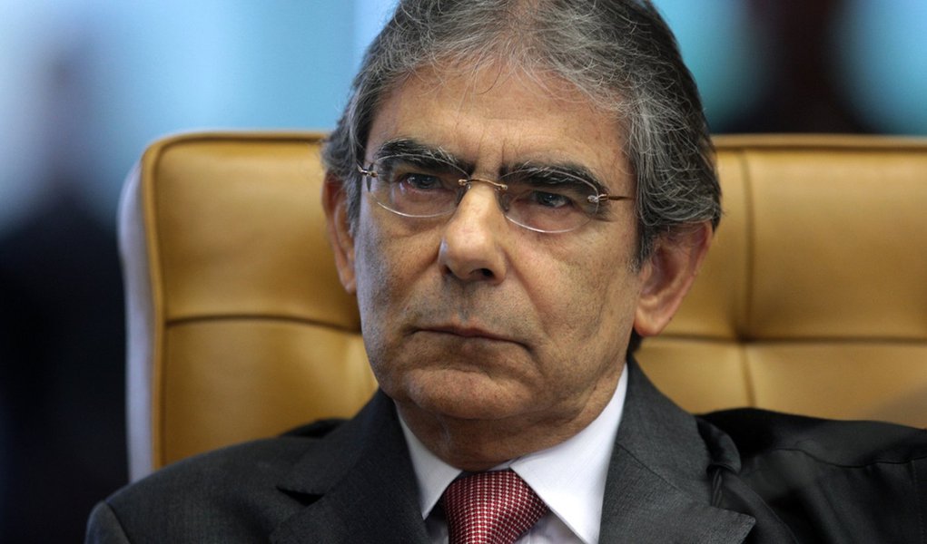 Ayres Britto assume presidência do STF no dia 19 de abril (Foto: Nelson Jr/STF) Ayres Britto assume presidência do STF no dia 19 de abril