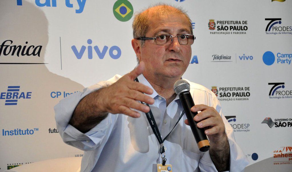 Smartphones poderão ter isenção para baixar preço (Foto: Felipe L. Gonçalves/Brasil 247) Smartphones poderão ter isenção para baixar preço