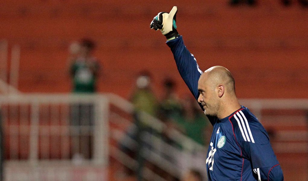 Marcos dá adeus ao Palmeiras (Foto: MIGUEL SCHINCARIOL/Agência Estado) Marcos dá adeus ao Palmeiras