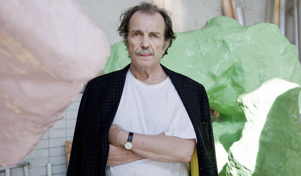 Escultor e pintor Franz West morre aos 65 anos (Foto: Divulgação) Escultor e pintor Franz West morre aos 65 anos