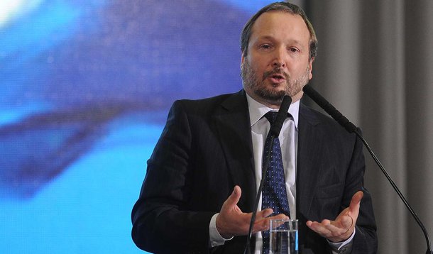 Governo anuncia para abril divisão do Clarín Governo anuncia para abril divisão do Clarín