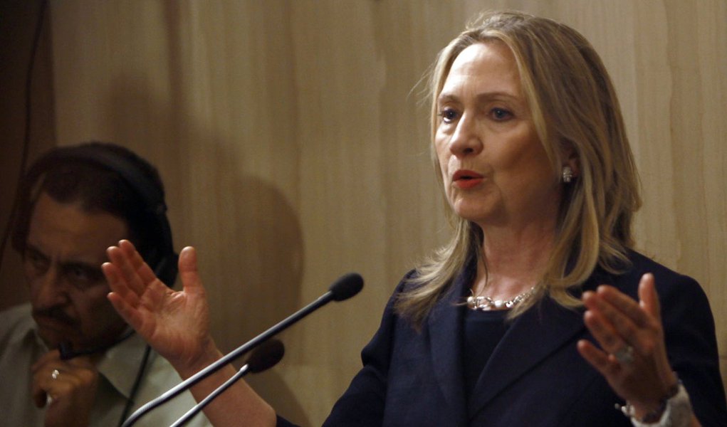 Hillary pede defesa dos direitos de todos no Egito (Foto: Amr Abdallah Dalsh/REUTERS) Hillary pede defesa dos direitos de todos no Egito