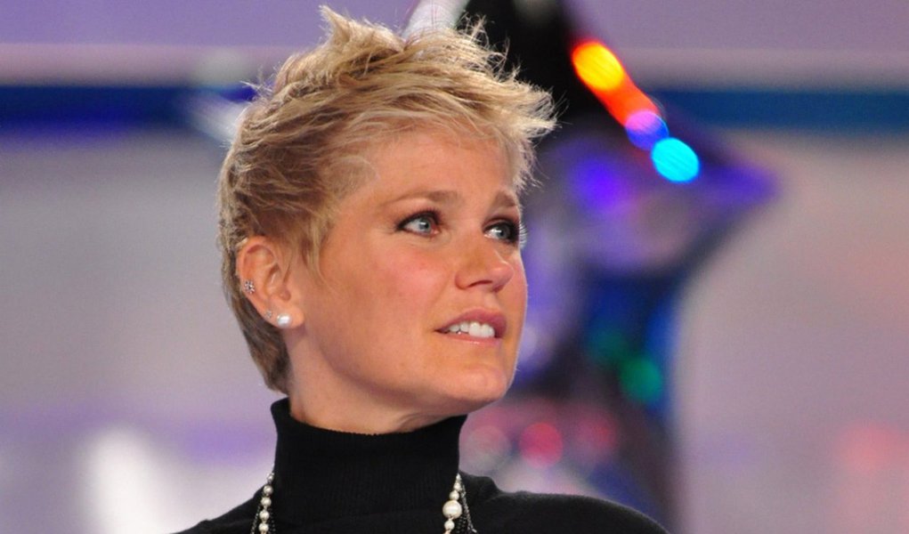 Justiça proíbe Record de exibir foto de Xuxa nua (Foto: Divulgação) Justiça proíbe Record de exibir foto de Xuxa nua