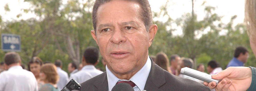 Estado busca empréstimo de R$ 1,56 bi junto ao BB Estado busca empréstimo de R$ 1,56 bi junto ao BB
