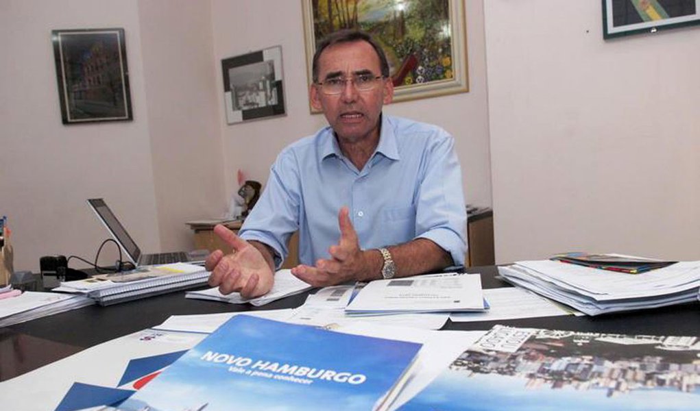 Zimmermann assume presidência da Corsan Zimmermann assume presidência da Corsan