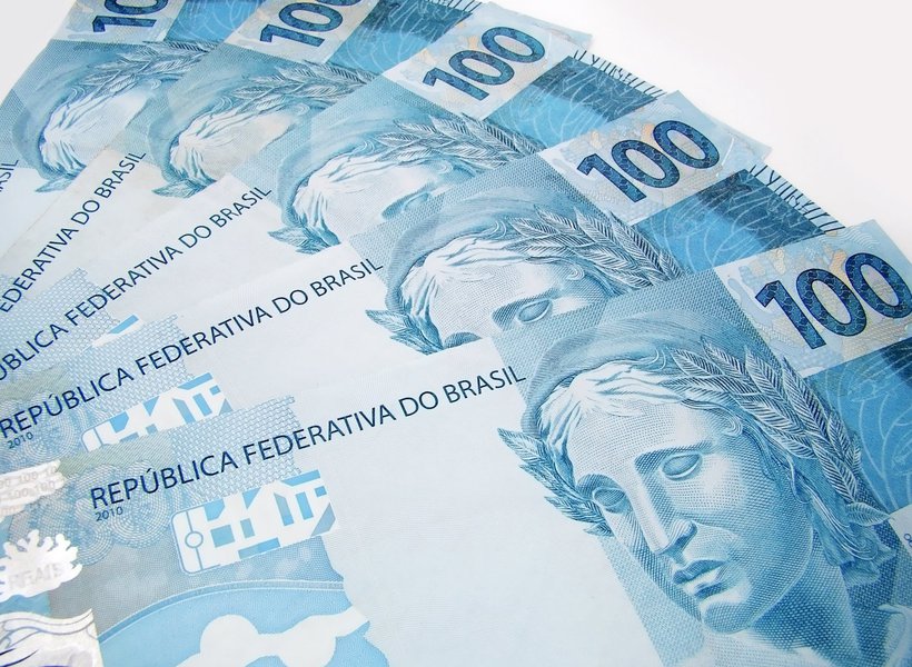 Pé no freio Pé no freio