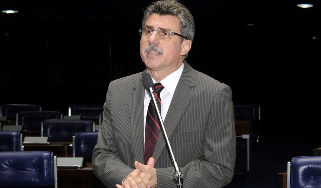 Jucá diz que deixará liderança do governo no Senado ainda hoje (Foto: Waldemir Barreto/Agência Senado) Jucá diz que deixará liderança do governo no Senado ainda hoje