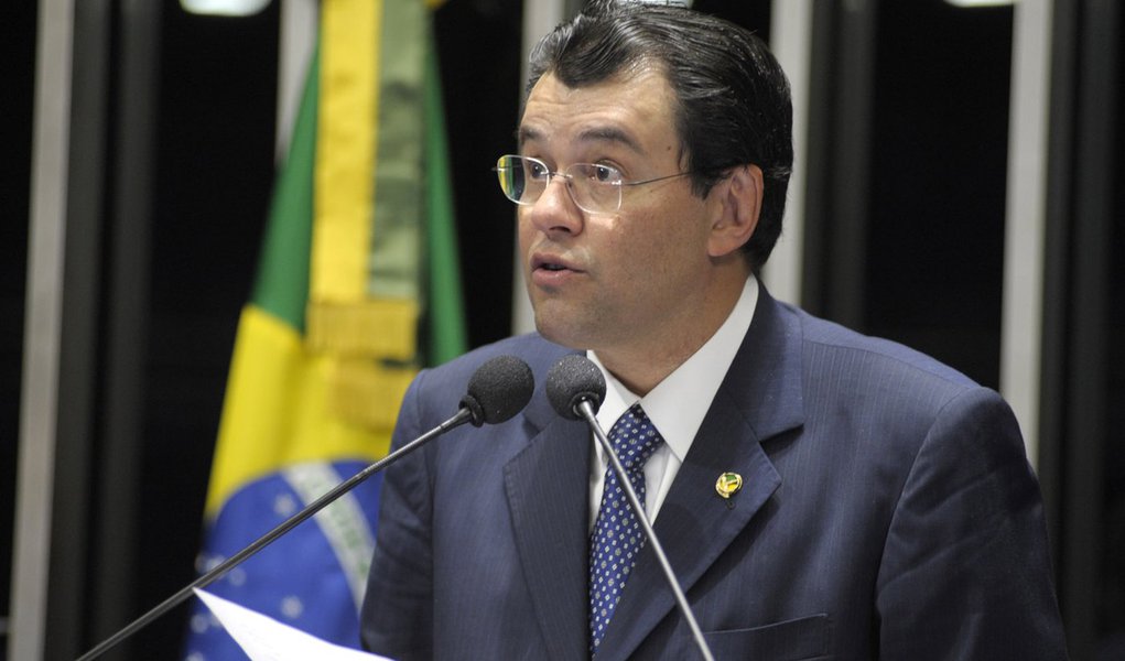 Braga vai substituir Jucá na liderança do governo (Foto: Pedro França/ AGÊNCIA SENADO) Braga vai substituir Jucá na liderança do governo