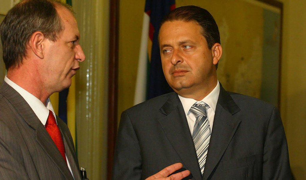 Ciro para Campos: ‘Para quê ser candidato?' Ciro para Campos: ‘Para quê ser candidato?'