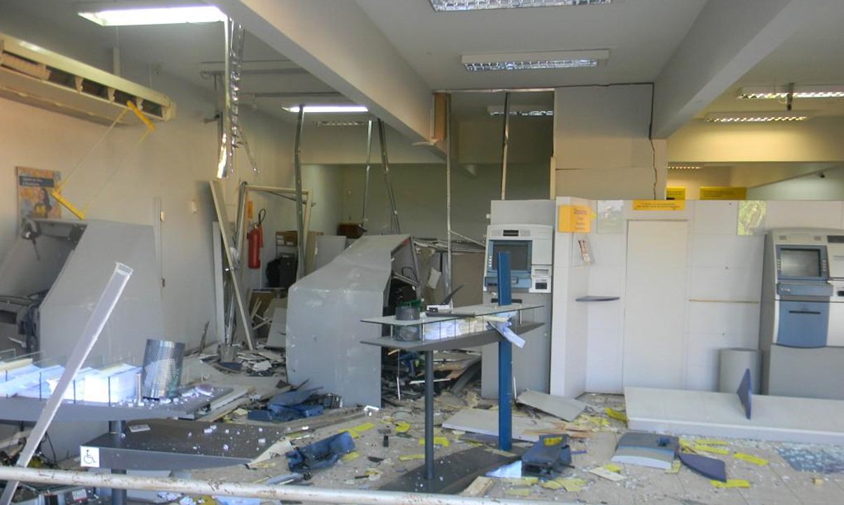 Bahia já registrou 64 ataques a bancos em 2013 Bahia já registrou 64 ataques a bancos em 2013