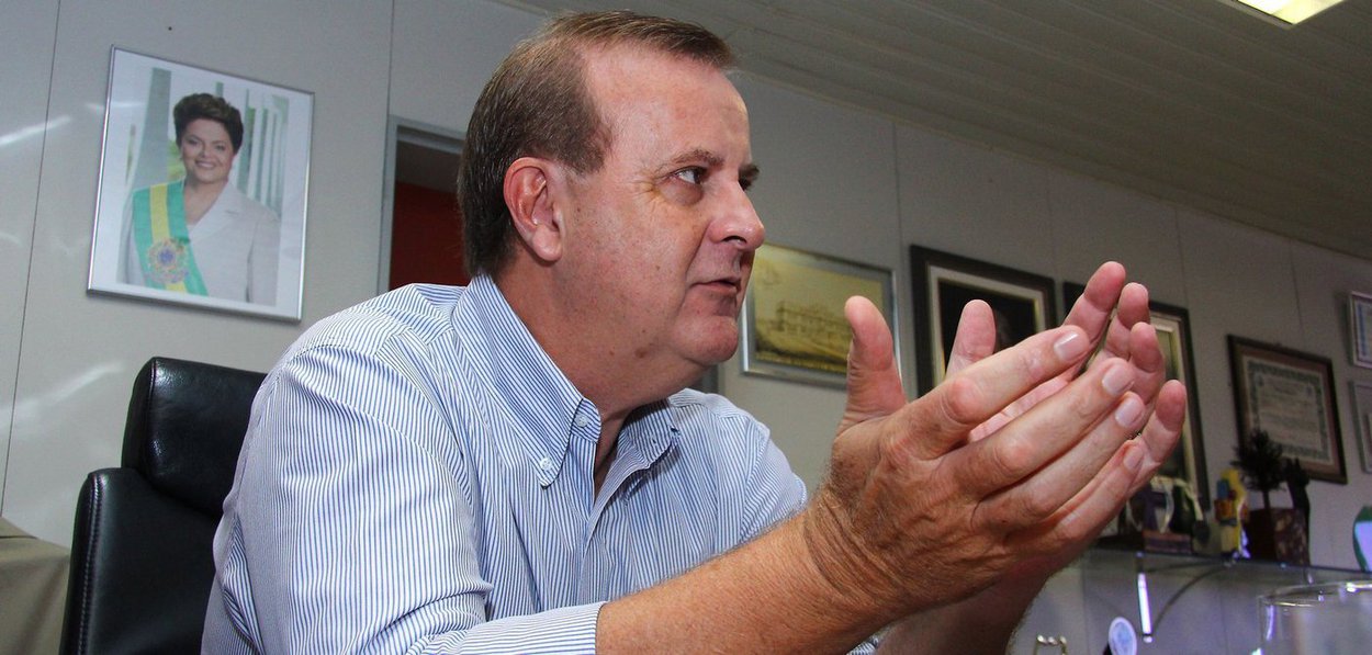Prefeito ignora pressão e altera Plano Diretor Prefeito ignora pressão e altera Plano Diretor