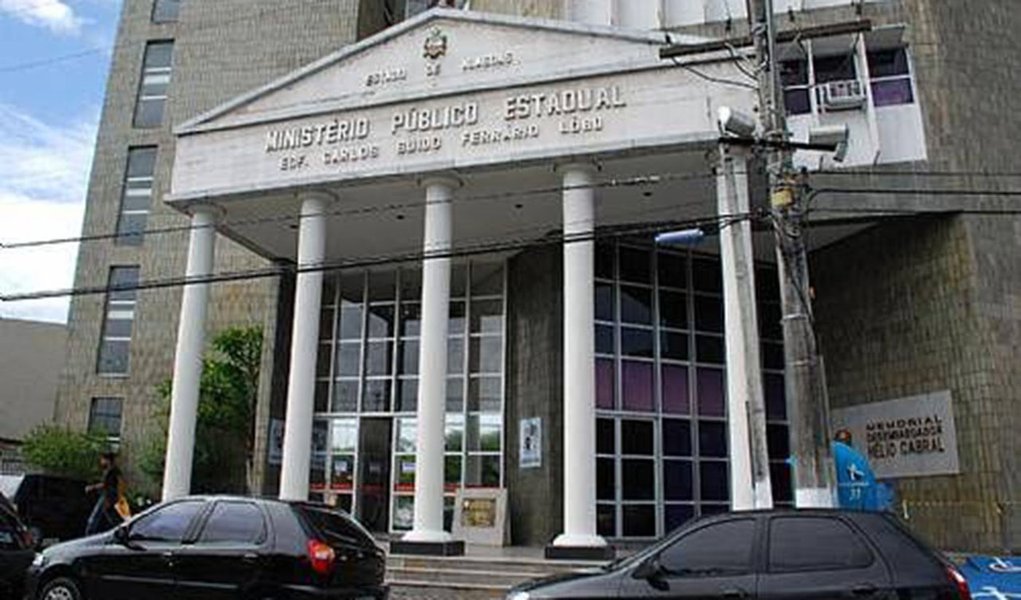 MPE dá 15 dias para governo explicar repasses a mais para ALE MPE dá 15 dias para governo explicar repasses a mais para ALE